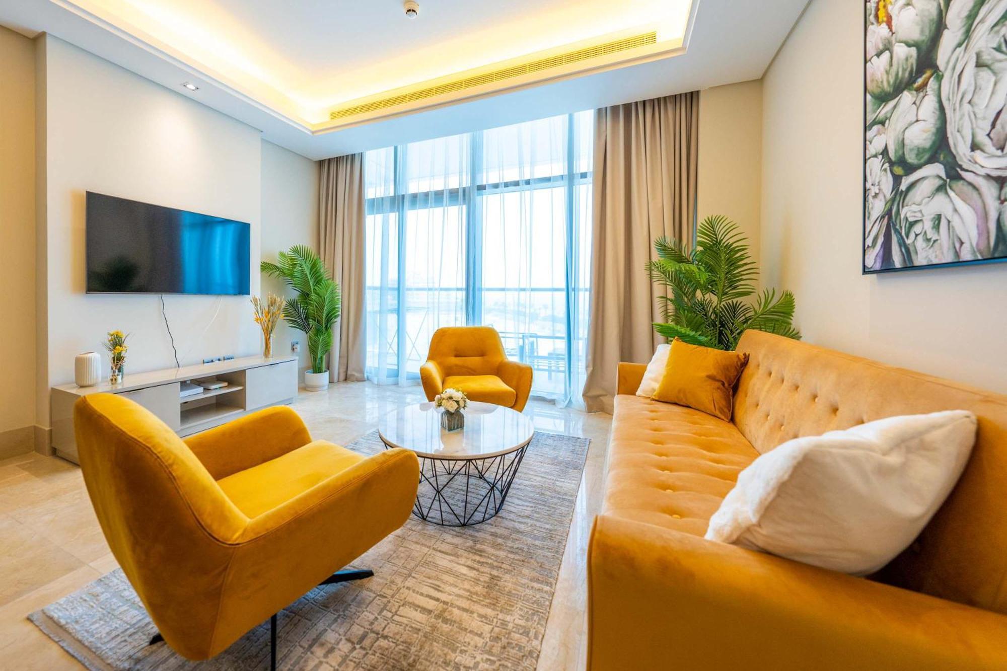 Spacious Beachfront 2 Bedroom Apartment - The 8 Дубай Экстерьер фото