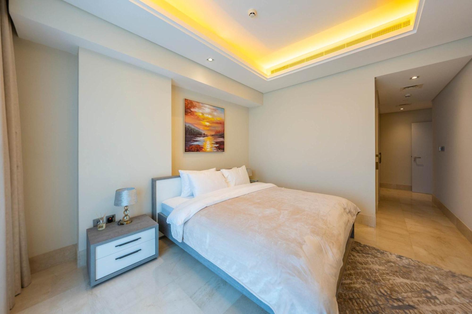 Spacious Beachfront 2 Bedroom Apartment - The 8 Дубай Экстерьер фото