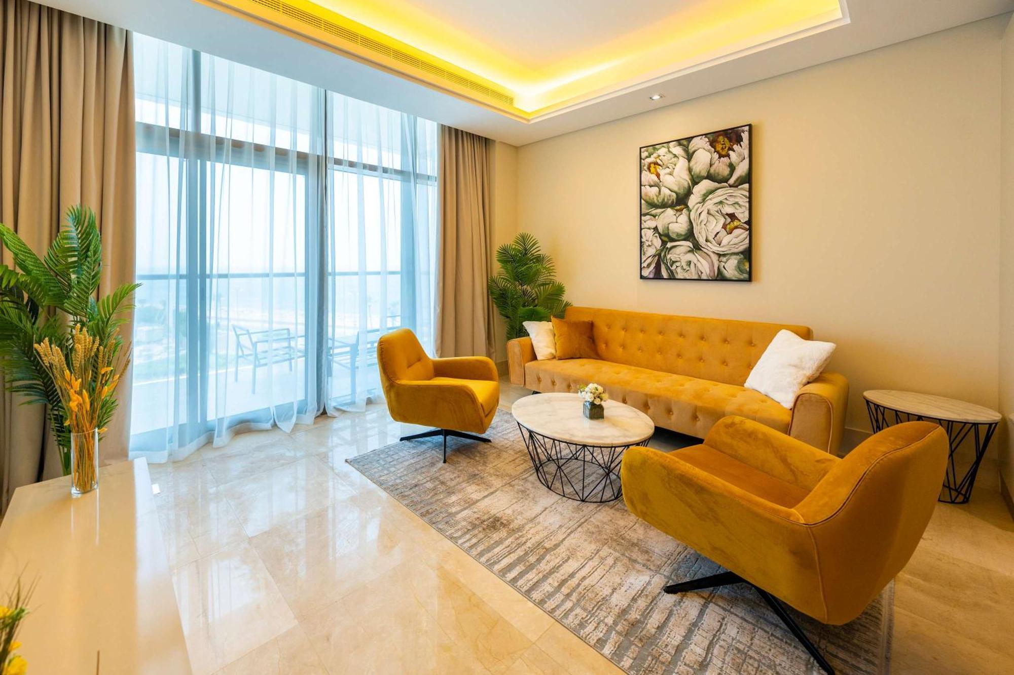 Spacious Beachfront 2 Bedroom Apartment - The 8 Дубай Экстерьер фото