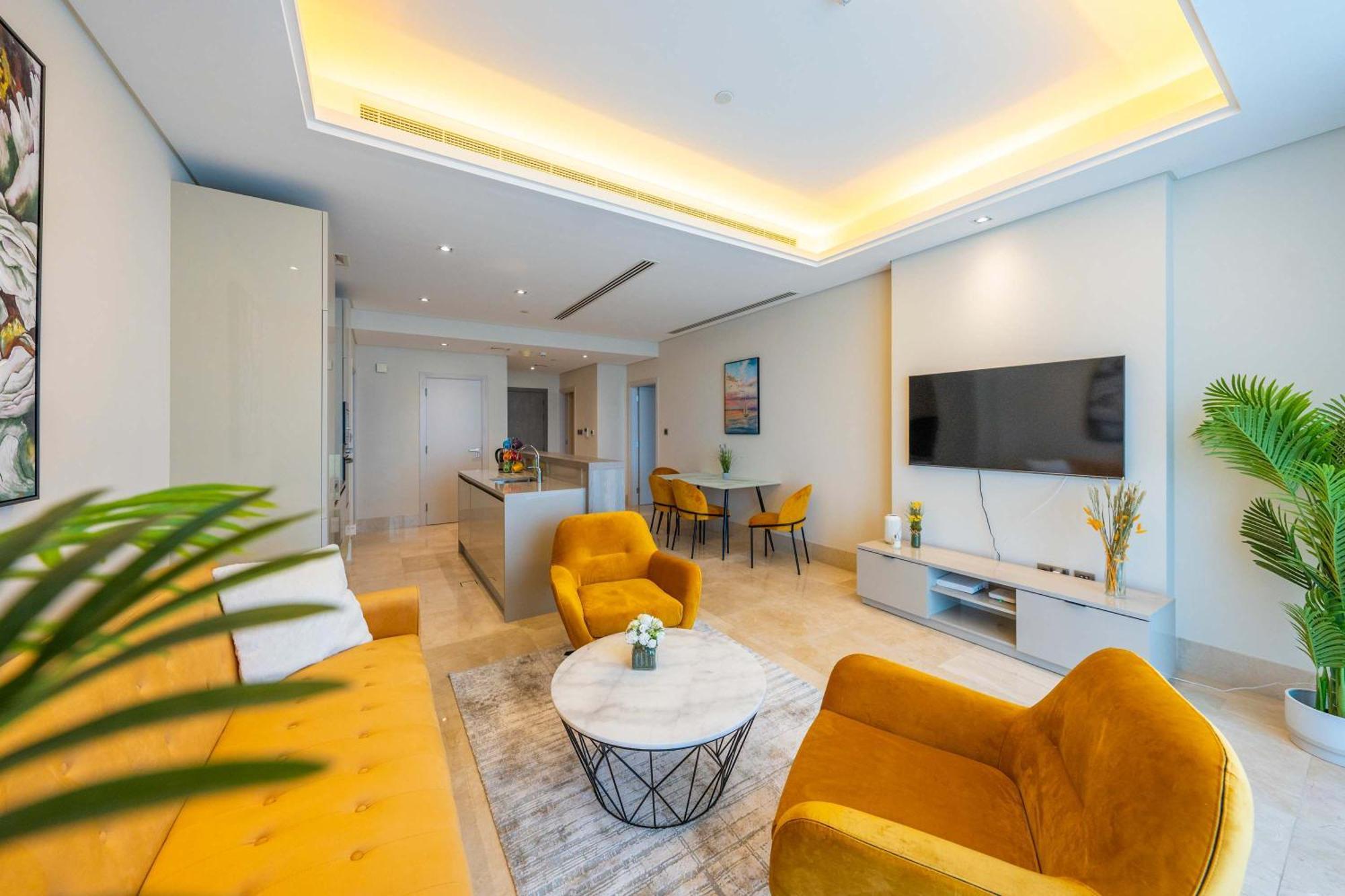 Spacious Beachfront 2 Bedroom Apartment - The 8 Дубай Экстерьер фото